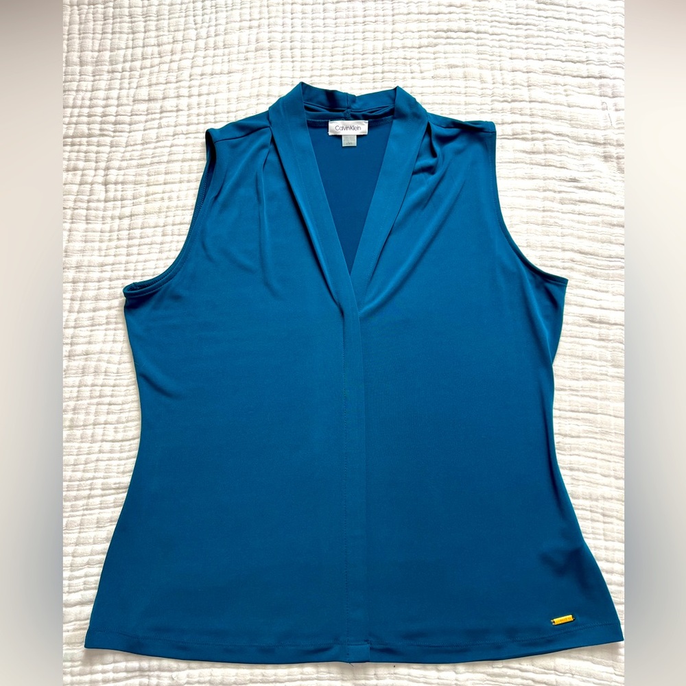 Womens Calvin Klein sleeveless blouse